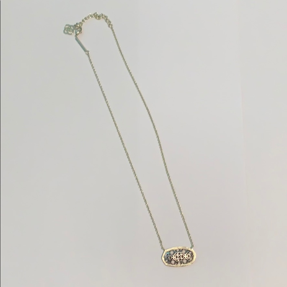 Kendra Scott Dollie necklace